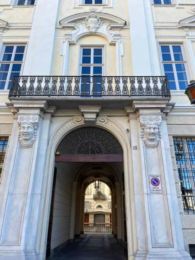 Corte Des Ambrois By Apartments To Art Турин Экстерьер фото