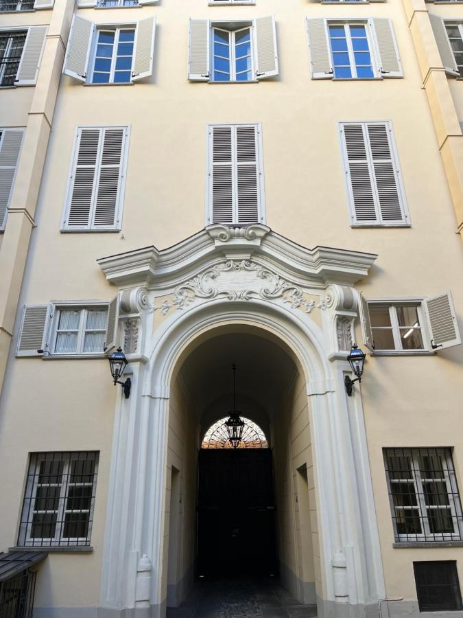 Corte Des Ambrois By Apartments To Art Турин Экстерьер фото